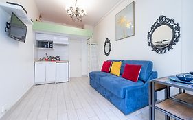 Little Boudoir Of Paris Champs-Elysees